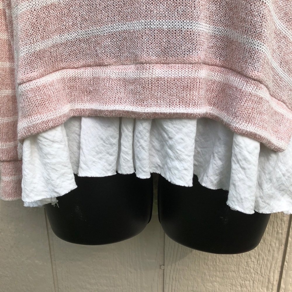 Anthropologie Beige Sweater with White Lace Detail - Picture 7 of 9